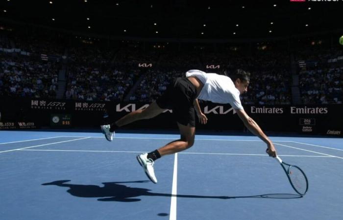 Lorenzo Sonego's fantastic volley against Ben Shelton on video, during their quarter-final of the Australian Open – Tennis Video