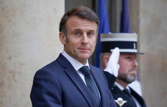 the government speaks of a “legitimate” budget cut, Emmanuel Macron believes that “we must put in the means”