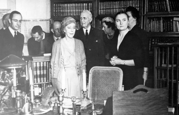 When Queen Elizabeth of Belgium caused a scandal in 1958