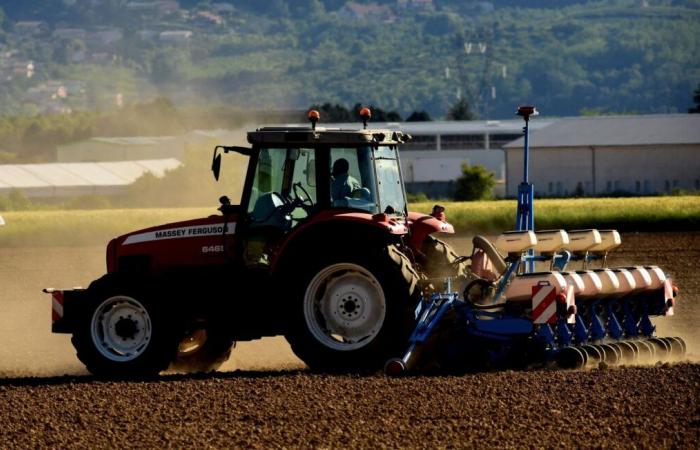 Man commits suicide after fatally running over his mother with his tractor