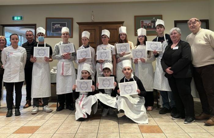 Ten college students graduated from the Paul-Bocuse workshops