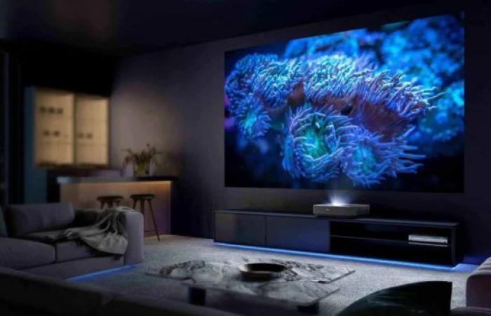 Hisense crushes the price of this ultra short throw video projector very popular with movie buffs