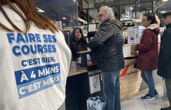 students alongside customers to do their shopping