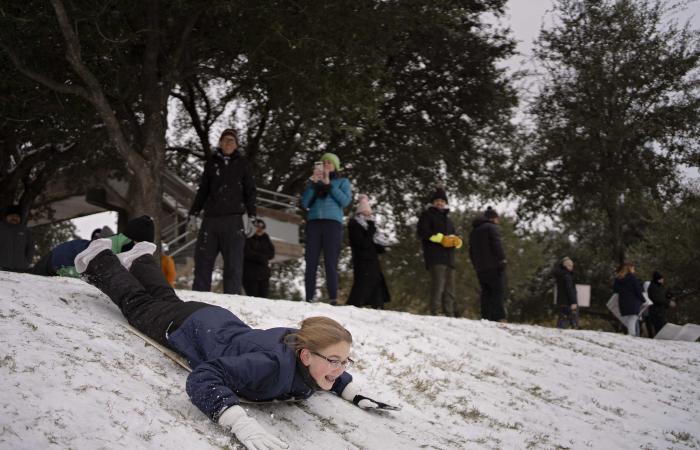 Photos of the rare winter storm blanketing the South in snow