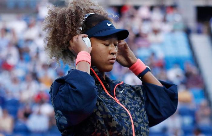 Australian Open – Helmets when entering the court: protective bubble or “disrespectful attitude”?