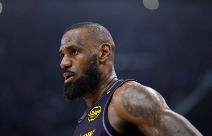 NBA: LeBron James in triple-double, Philadelphia loses again