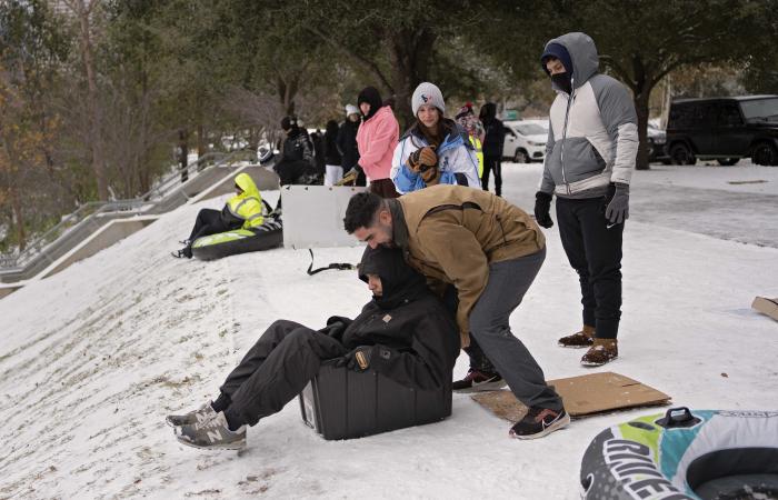 Photos of the rare winter storm blanketing the South in snow