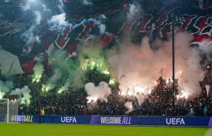 Feyenoord match halted by smoke: “Is the club going…