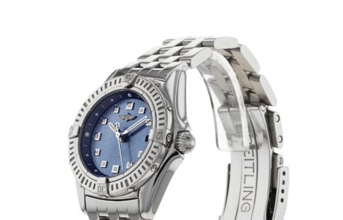 A luxury watch for Valentine’s Day on exceptional promotion