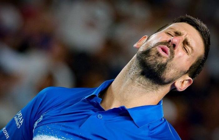 Australian Open > Djokovic's worrying decision on the eve of his semi-final against Zverev