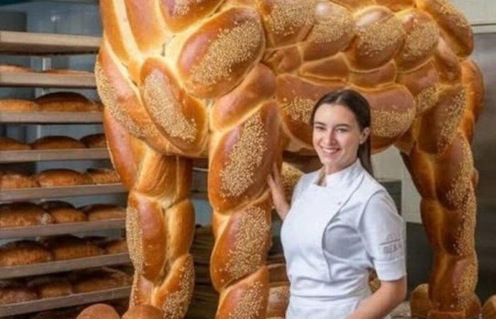 Mark Zuckerberg ‘Loves’ AI-Generated ‘Challah Horse’ On Facebook