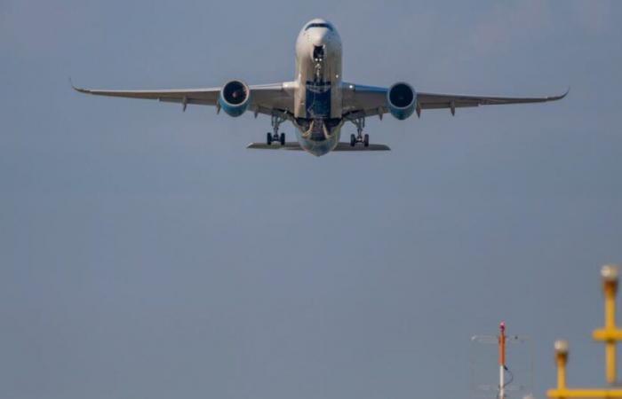 Transportation. French air traffic back at its highest, after the fall of Covid