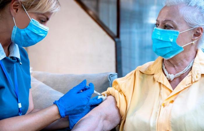 vaccination of seniors, a public health imperative?