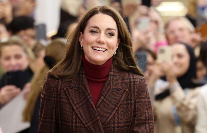 Kate Middleton incognito in the streets of London, the princess treats herself to a new accessory for her 43rd birthday