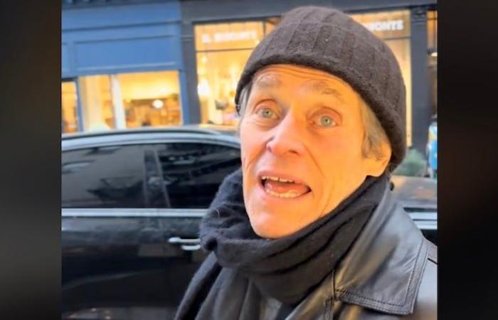 Willem Dafoe is interviewed in the middle of the street… by a tiktoker who completely ignores who he is