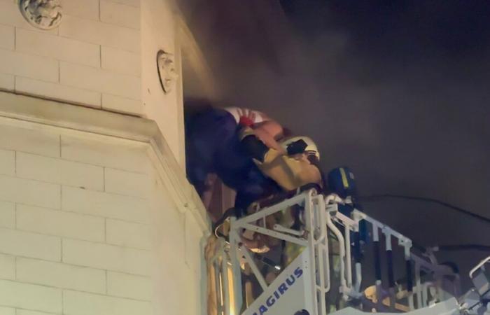 Five people taken to hospital after house fire in Laeken: “There was a lot of smoke”