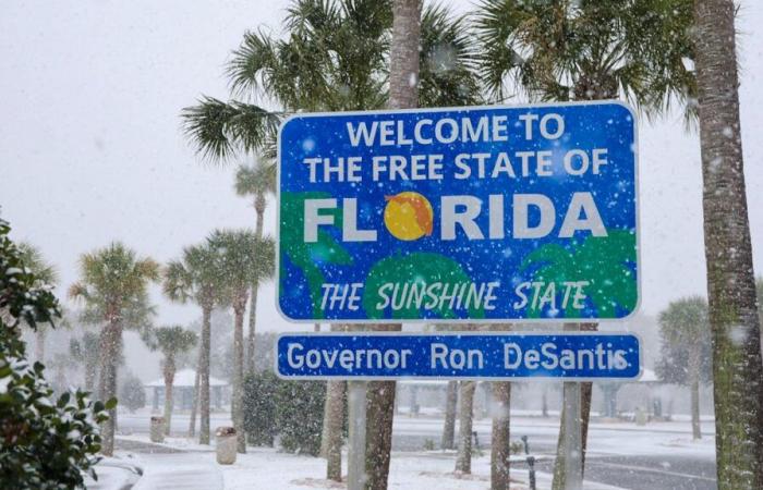 Florida under a heavy layer of snow