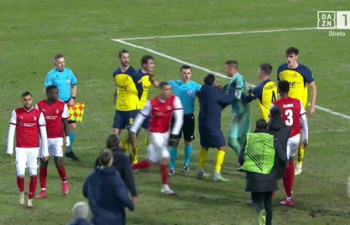 VIDEO: goalkeeper provoked Bambu and broth spilled at the end of St. Gilloise-SC Braga