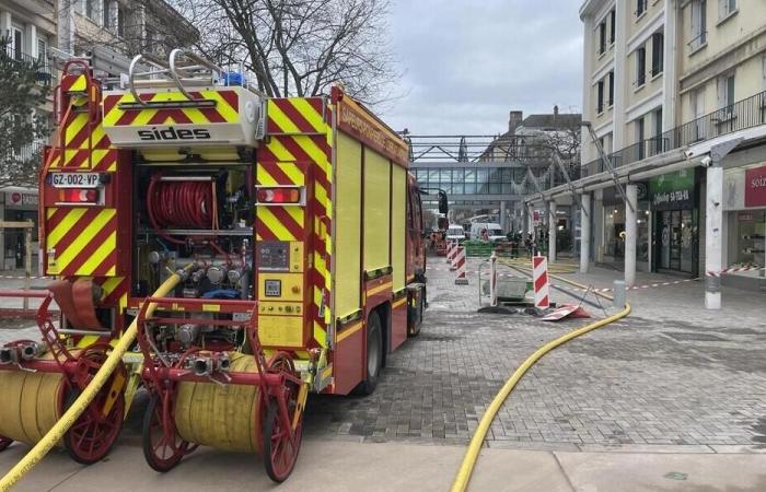 Saint-Nazaire firefighters mobilized to respond to a gas leak in the city center