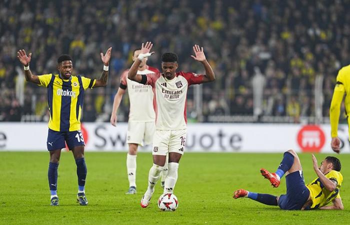 Fenerbahce French representative Olympic draws with Lyon