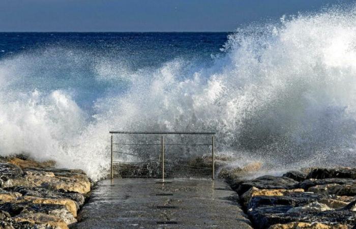 What is this “weather bomb” that will hit France on Friday?