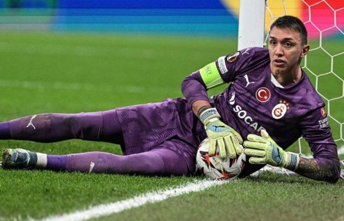 Muslera, who got wet, was shattered: He informed Okan Buruk and the Management of his decision – Last Minute Sports News