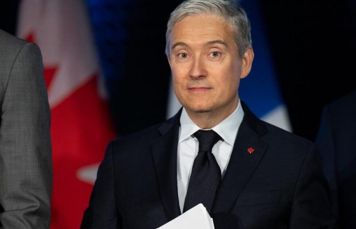 PLC leadership race: François-Philippe Champagne will support Mark Carney