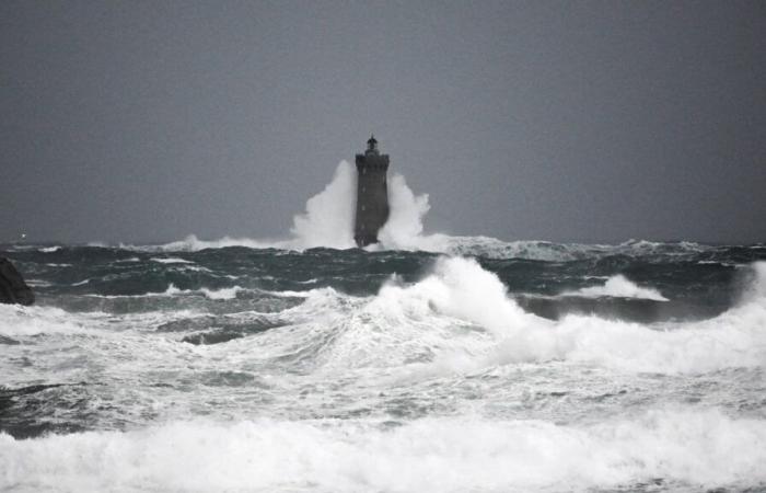 wind gusts of more than 170 km/h in Ireland, Morbihan on orange alert