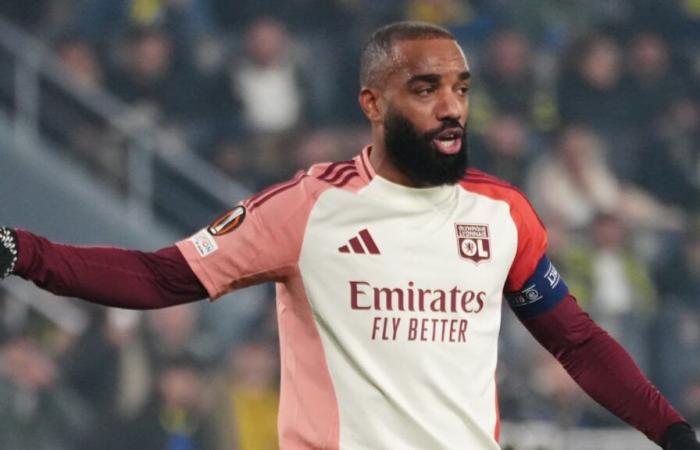 “We are all affected”, Lacazette’s message of support to Sage in the face of rumors of eviction