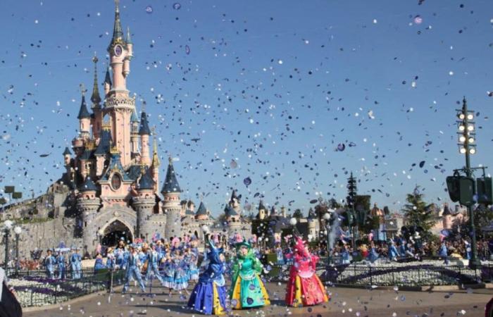 Disneyland Paris recruits massively over a day