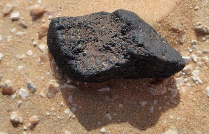 A meteorite tracked in the sky is found in a desert on earth – RTS.CH