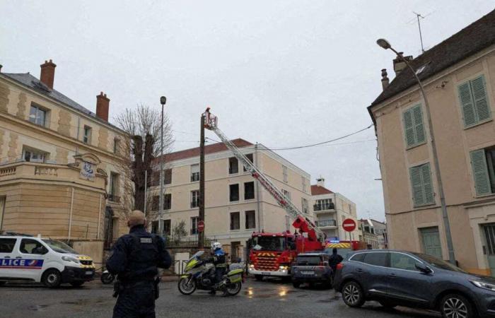 Two children aged 1 and 2 between life and death after an apartment fire in Melun