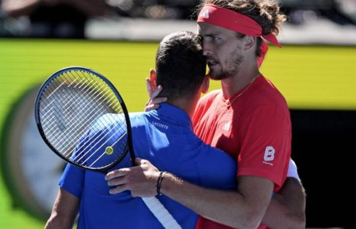 Djokovic throws in the towel, the first final for Zverev