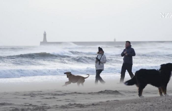 Sturm “Éowyn” rages in Ireland and Great Britain