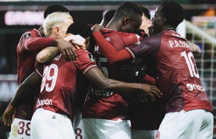 Metz provisional leader of Ligue 2, Caen sinks, Martigues revives