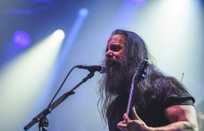 Dream Theater unveils the single Midnight Messiah and prepares to release his new album Parasomnia