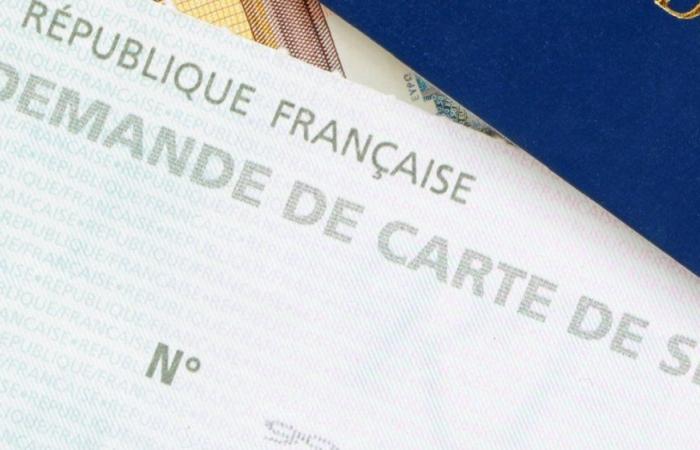 France hardens the conditions of regularization for undocumented