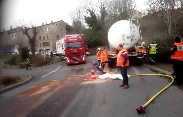 Haute-Loire: a heavy goods vehicle loses its trailer in this town crossed by the RN 88