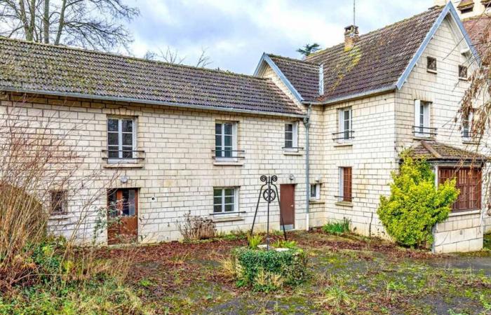 Val-d'Oise: Vauréal auctions a historic presbytery