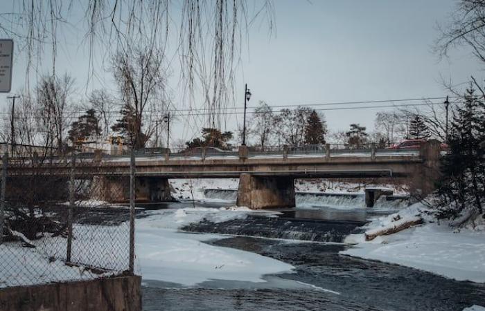 The reconstruction of the Robinson Bridge is taking shape