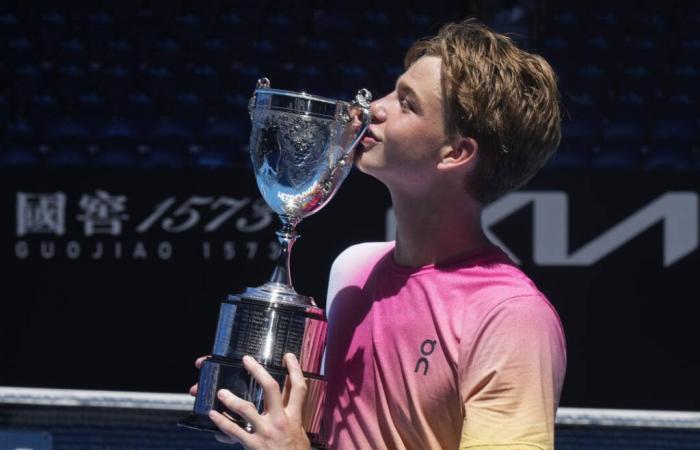 Hope of Swiss tennis, Henry Bernet wins the Australian Junior Open