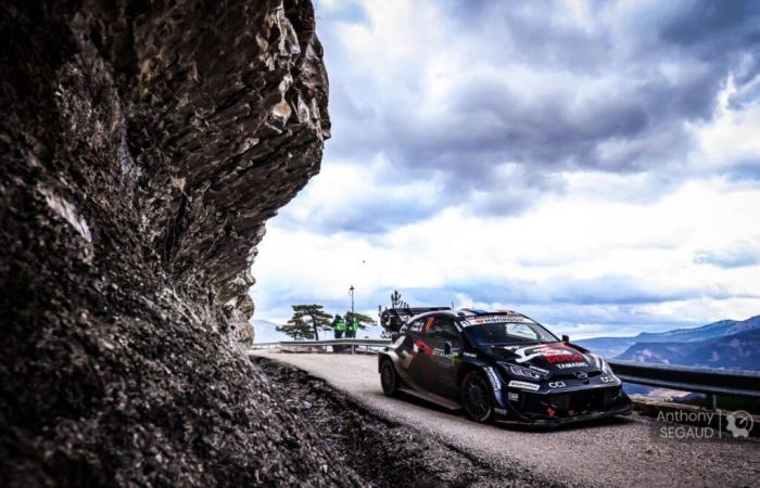 Ogier still leader, Fourmaux passes Evans