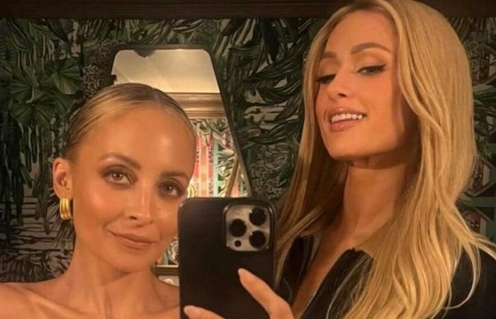 Living without a cell phone: According to Nicole Richie and Paris Hilton, The Simple Life couldn’t exist today