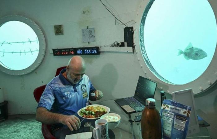 Rüdiger Koch from Germany lives underwater for 120 days