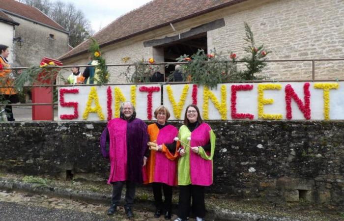 ???? In pictures. Montsaugeon in Haute-Marne celebrating Saint-Vincent’s Day