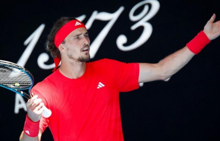 Australian Open > Bertrand Milliard (commentator of the Sinner-Zverev final): “It’s a rather surprising little incident for a Grand Slam final. Zverev loses his concentration a little, gets annoyed with his father over this story of rackets at the stringer, and in the process, he gets broken”