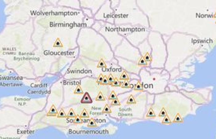 UK weather – live: Storm Herminia to bring heavy rain and flooding after 100mph gusts of Storm Eowyn