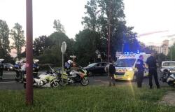 Two police motorcyclists injured, one seriously, in an accident in Le Mans