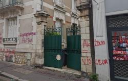 Houses tagged against the arrival of Ary Abittan