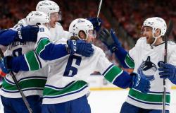 Silovs, Lindholm and Boeser crush the Oilers